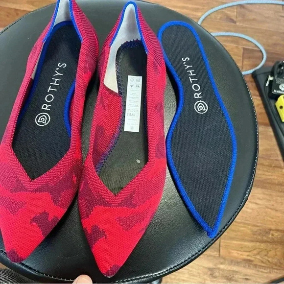 Rothy’s Woman’s The Point In Red Camo Flats w8/5 - Picture 11 of 12